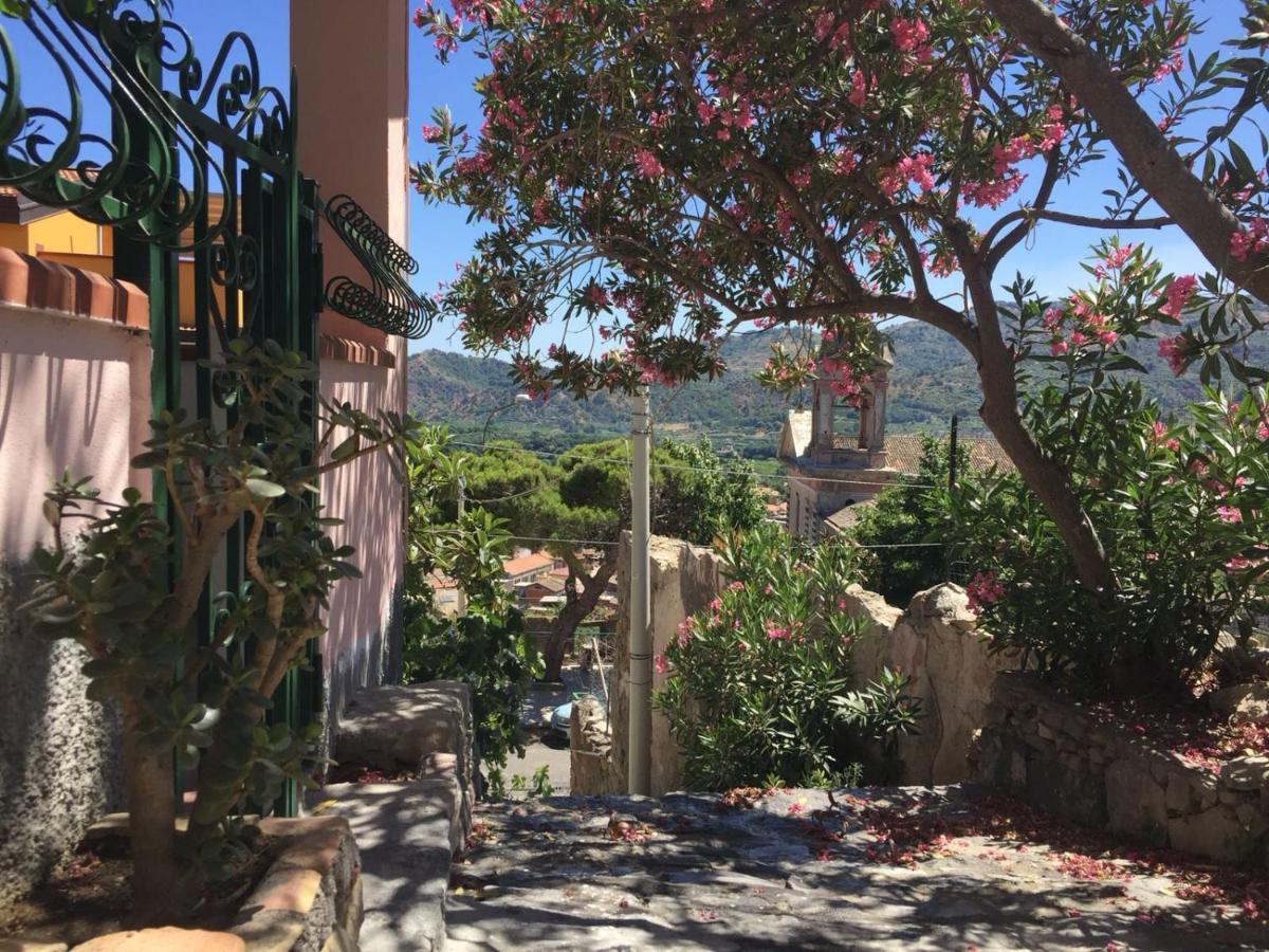 La Casa Del Borgo Cavallaro Gaggi Exteriér fotografie