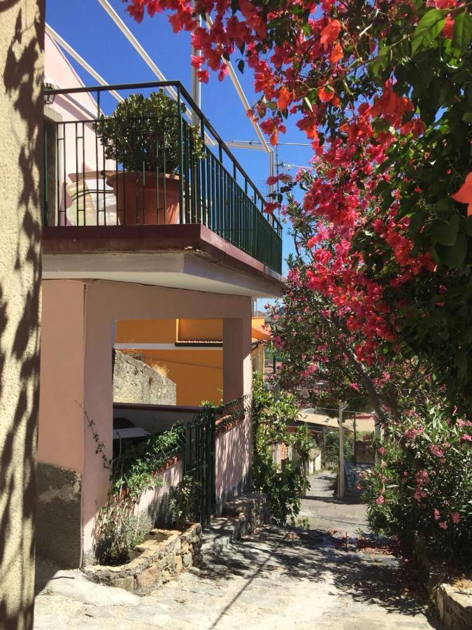 La Casa Del Borgo Cavallaro Gaggi Exteriér fotografie