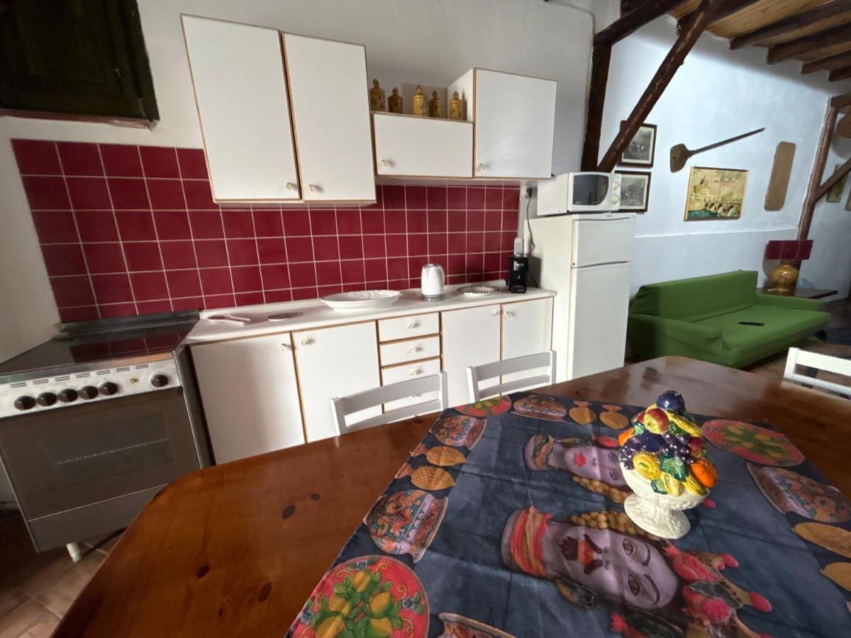 La Casa Del Borgo Cavallaro Gaggi Exteriér fotografie