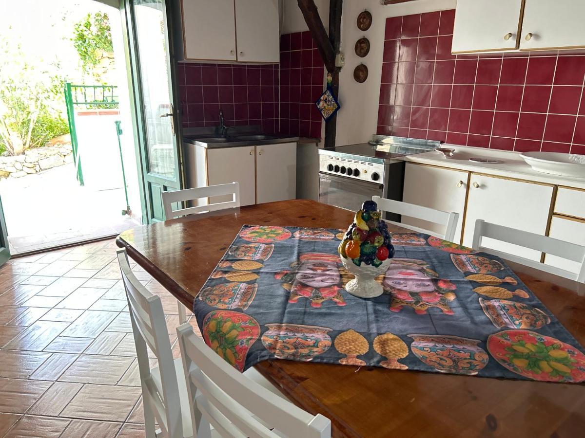 La Casa Del Borgo Cavallaro Gaggi Exteriér fotografie